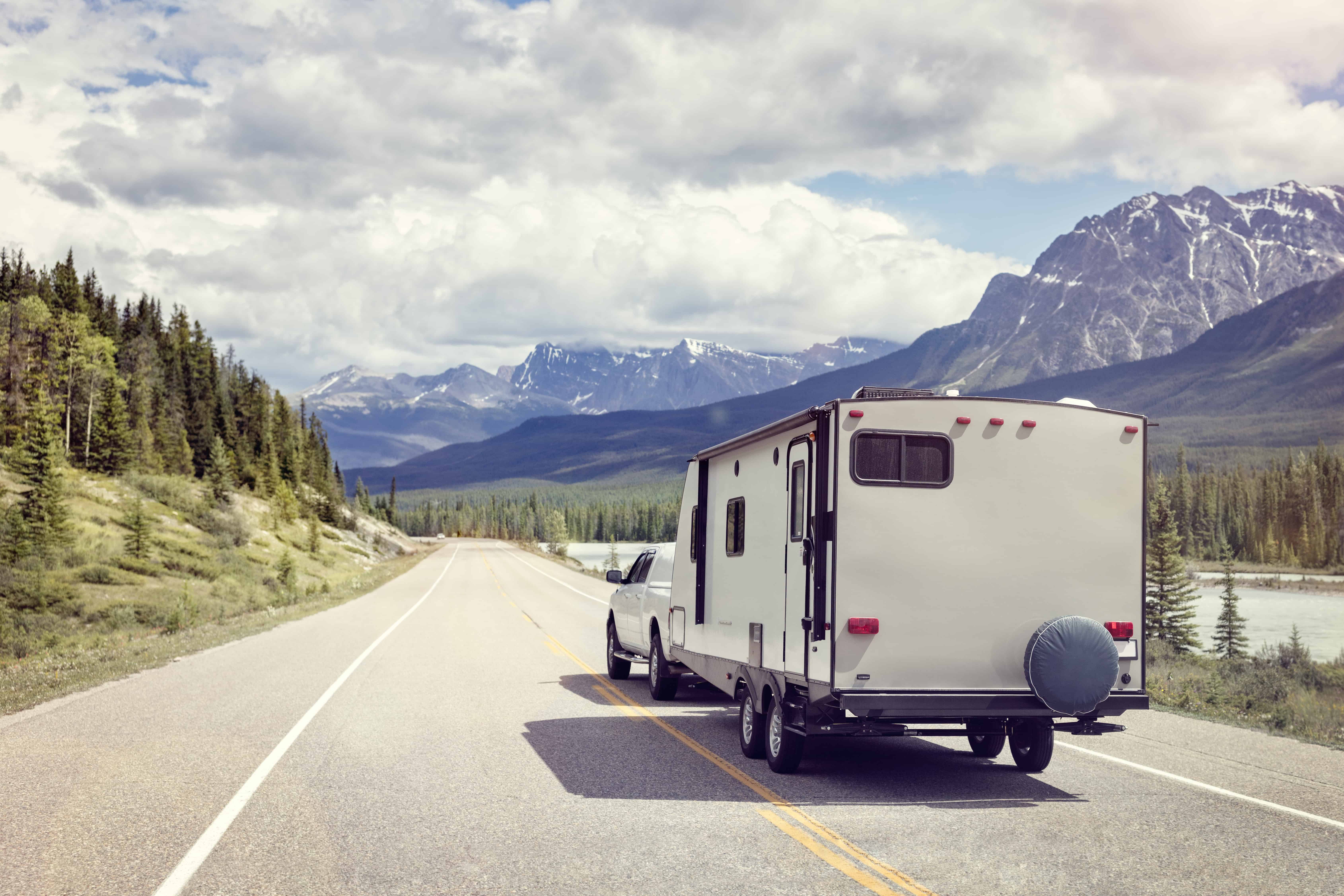 Ultra Lightweight Travel Trailers (Under 2000 Pounds)